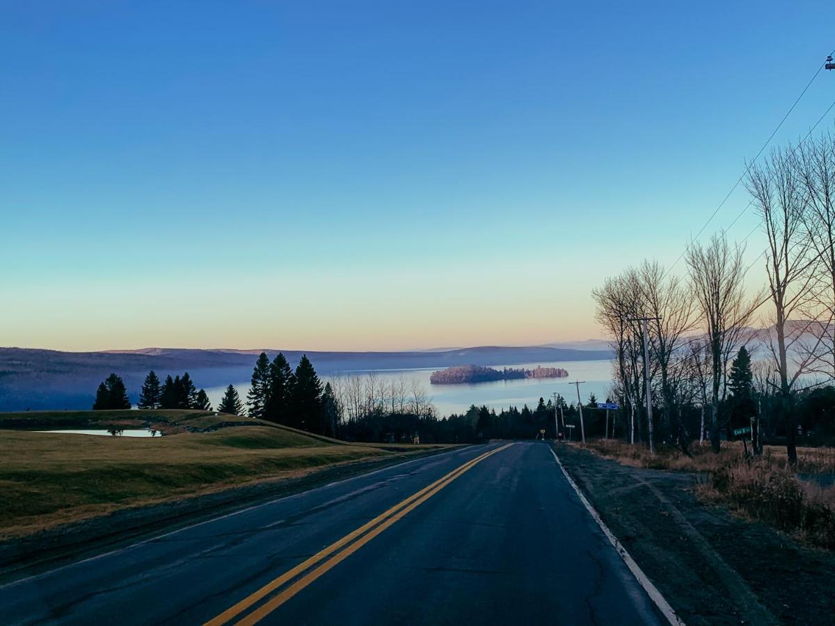 Rangeley Town & Lake Екстериор снимка