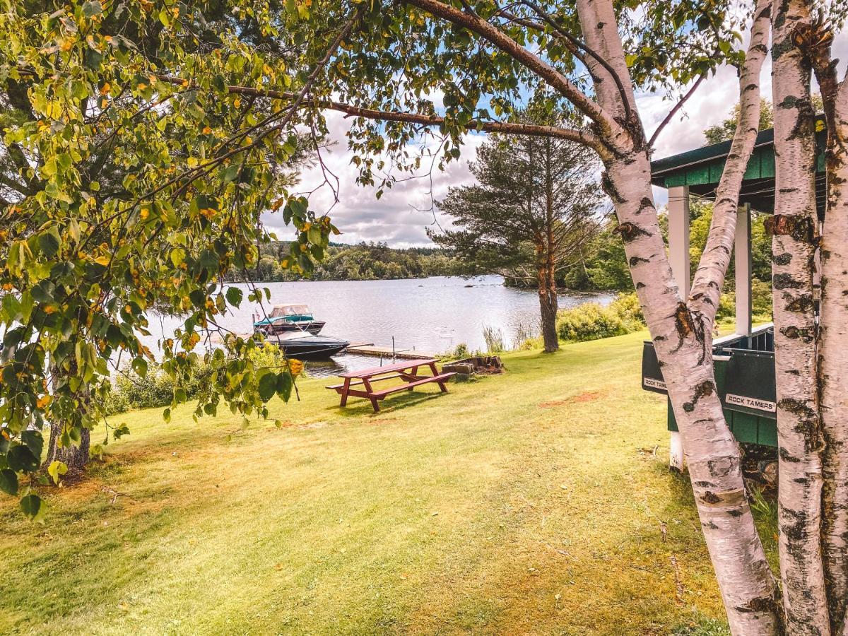 Rangeley Town & Lake Екстериор снимка