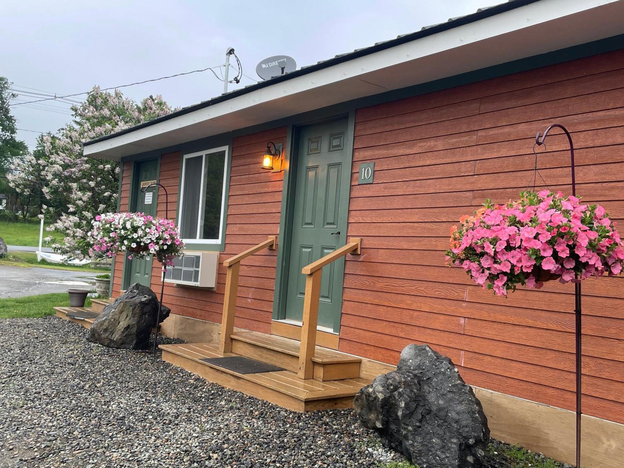 Rangeley Town & Lake Екстериор снимка